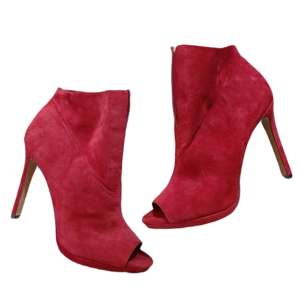 Vince Camuto Kora Red Suede Heeled Ankle Boots Women's Size 6.5 Red Booties